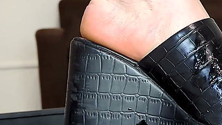 Shoejob in MILF Wedges on Cock Table - Dame Olga (4k) (648)