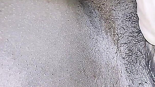 Beautiful Chubby Has a Great Time with Her Dildo
