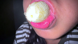 I Put a Banana in My Sensual Mouth While I Was Horny in Morning - This Is My Everyday Morning Routine