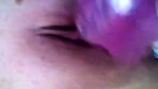 Stora tuttar Svensk hora som onanerar med en sexleksak