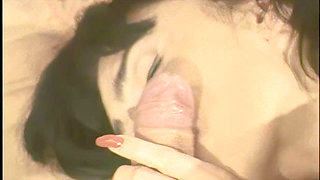 The White Venus in the Office Swallows Everything