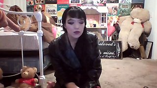 Stacked brunette goes solo toys and masturbation