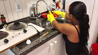 Dwarf on a Giant's Butt - BBC