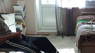 Zona901 Maid Fucks For Tip - Big Ass Doggy Style & Cumshot
