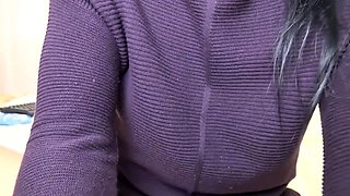 Rhythmic Masturbation Spanking Her Big Clit