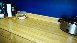 -ManyVids- -TEASE- Her Date Satisfies Her Hunger Vore- Dina