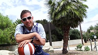 Babe takes a big cock between her boobs