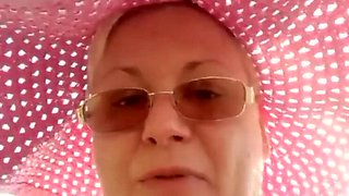 Putarankahotmilf Naked Beach Webcam - Peeing Outdoor & Golden Shower Close-Up