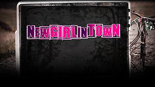 Pretty Blonde Laela Pryce Has A Perfect Pussy