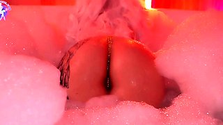 Felicia Hardy Bubble Bath With Horny Slutty Black Cat -