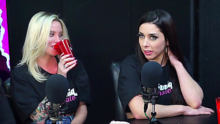 Pagode Da Ofensa - Giovanna Genesini, Luiza Marcato, Lana Borges and Natasha Steffens