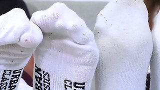 Two Big Feet Long Toes Babes Foot Compare