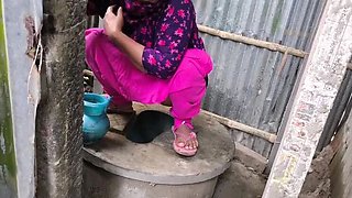 Desi Sister Caught Peeing in Bathroom - Tight Pussy Fuck & Anal Action - SAFI TV