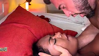 SEXY BRASILEIRA BUNDA GRANDE DOMINADA BRUTALMENTE POR UM