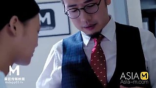 Asian Secretary Interview with Big Cock Boss - Ling Qian Tong Graduation Fetish Porn
