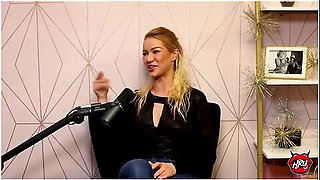 Cherry Kiss And Holly Randall - Takes On 80 Loads And Swallows Them All