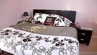 The Babysitter - Erik Everhard Jessa Rhodes