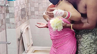 Washing Stepmom's Ass as She Had an Injury