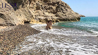 I Have Sex with a Stranger on a Beach