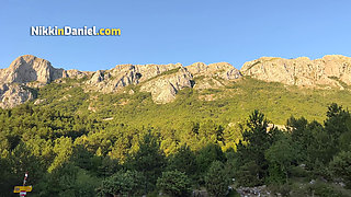 Hot Date with a Sexy Girl Ended in Wild Car Hood Sex