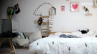 Tiny teen leaked pussy check up hidden cam video