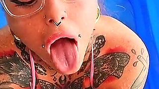 BBC Pissy Blowjob Pool Overflow
