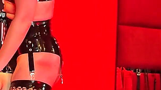 Insane Hardcore Punch Anal Fisting with 2 Latex Mistress