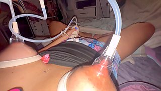 Squealing, multiorgasmica, succionador clitoris