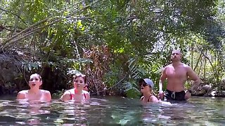 Clea Gaultier A Sexy French Beauty Sharing Tropical
