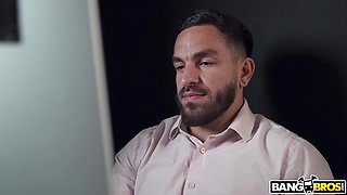 Fucking My Boss For A Raise