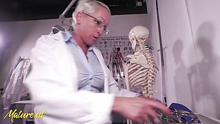 Exciting fancy bit's 40 plus video