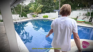 The Stepmother Caught Her Stepdaughter Playing with a Dildo in the Pool and Masturbated Her Until She Squirts.