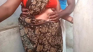Village Priyanka Aunty Outdoor Blowjob