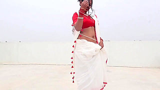 Sexy bhabhi devar ne flating karke pata liya uske baad puri raat kiya sex