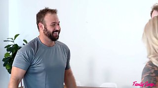 Alexis Malone & Isabella Jules foursome sex