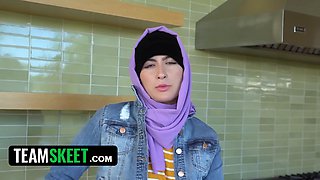 Arab bitch with hijab masturbates for her bf and then gets on her knees & gulps his manhood