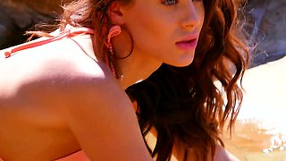 Beautiful Babe Does Some Solo Masturbation with Toys