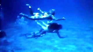 Amateur college group sex session