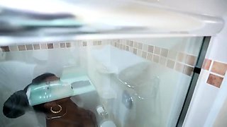 Fuck machine drilling session for big booty ebony MILF