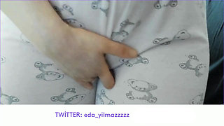 CAMELTOE- MASTURBATE WITH PAJAMA- RUBBING PUSSY WITH PAJAMA