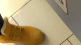 Extreme risky handjob in supermarket an wiped cum on product :p !