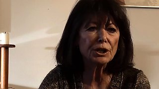 Hot babe seka vintage blowjob video