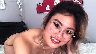 Blonde emo amateur solo masturbation