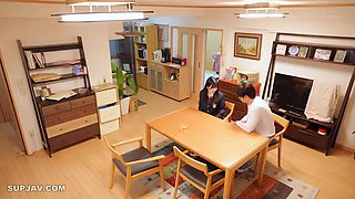 18-Year-Old Minami Airi's AV Debut: Schoolgirl with Beautiful Breasts and Petite Body x1xED38D5629E0A4ADAF4