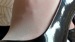 50 Mins Edging on My High Heels Challenge - Foot Slave Training