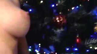 Love Chat Big Boobs Brunette Masturbating For Cam