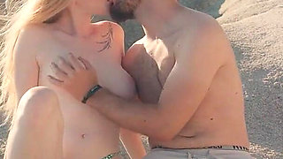 Real Couple - Ocean Waves Deep Oral, and Romantic Missionary