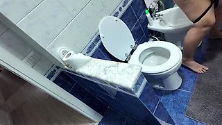 Amateur Couple Alex & Bianca Real Home Fuck in Bathroom - No Control Toilet Sex