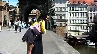 Amateur skater girl outdoor in public fucking for money