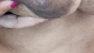 I really like to play with my big pussy